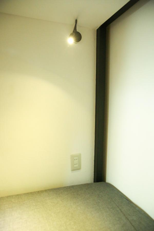 See U Guest House Osaka Exteriör bild